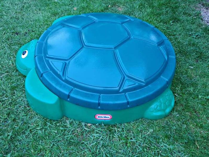 Little Tikes Turtle Sand Pit