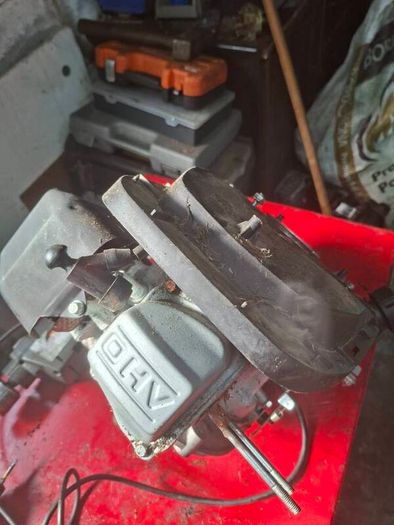 lawnmower  repairs and   servicing