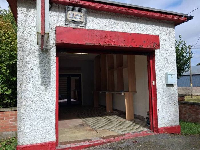 Lock Up / Garage / Workshop For Rent Navan Co. Meath