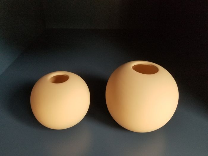 Small ball vases 10cm & 8cm Cooee Design