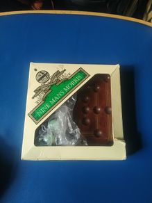 Nine Men's Morris board game