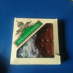 Nine Men's Morris board game