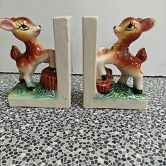 Lovely pair of vintage kitsch 1950s china fawn Bambi style bookends