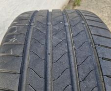 Tyre 18inch car