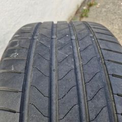 Tyre 18inch car