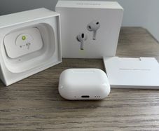 Apple Airpod Pro Gen 3 (latest)