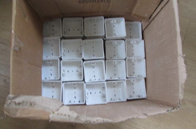25 mm One Gang Plastic Flush Box for Sale
