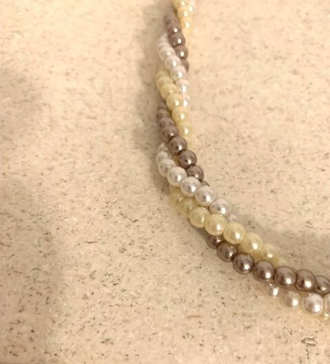 Vintage Avon Pearl Necklace 1980s