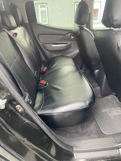 2016 mitsubishi L200