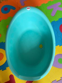 Baby bath with infant attachment