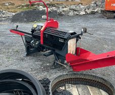 Palax firewood processor timber splitter