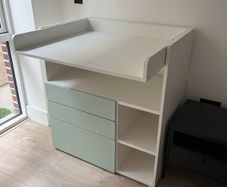 Free To Go IKEA Changing table