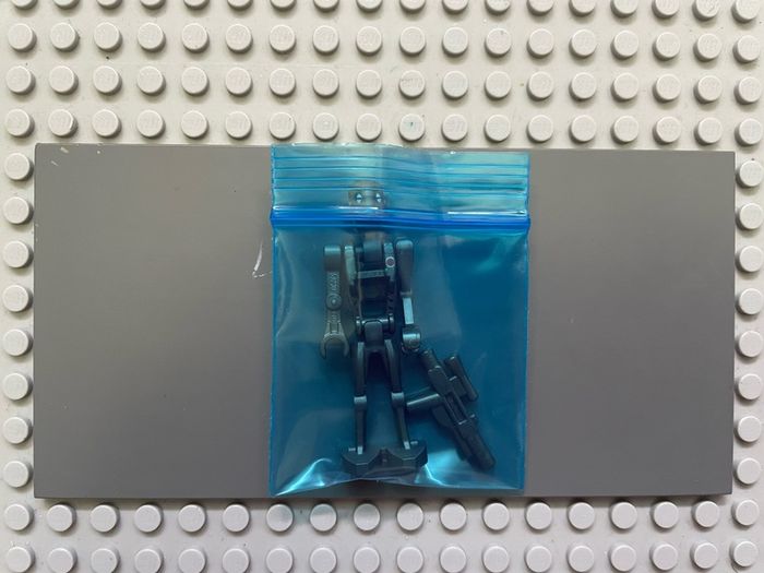 lego Star Wars sw1427 Commando Droid minifigure- Pearl Dark Gray