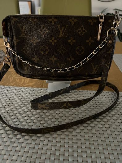 Louis Vuitton Pochette with strap Authentic or without strap for 300