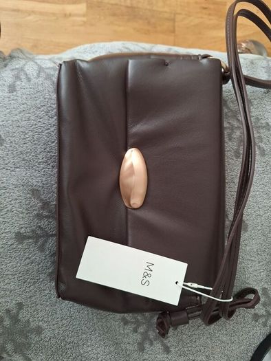 Shoulder bag for sake, this bag is currently being sold in M&S for 45 euros