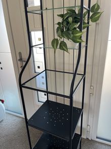shelving unit
