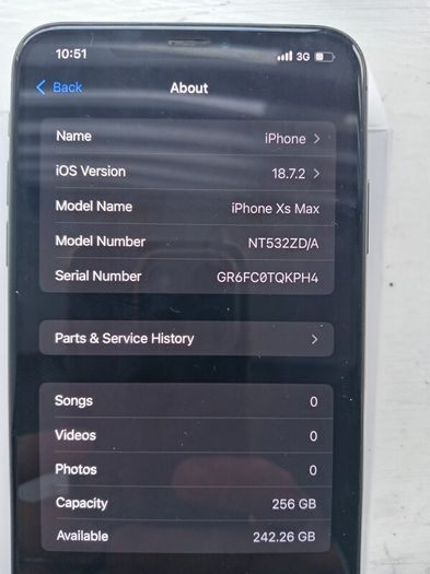 iphone Xs max and smartwatch