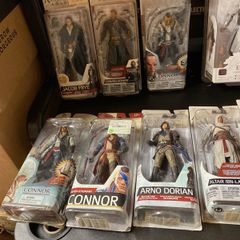 Assassins Creed Figures x 16