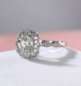 Vintage Style Crystal Silver Ring