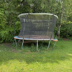 Trampoline