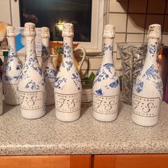 Customised wine bottles