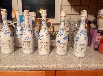 Customised wine bottles