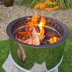 Outdoor fire pit like new