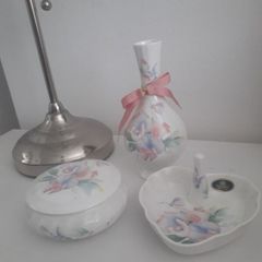 Ainsley china set.