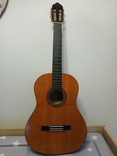 valencia guitar