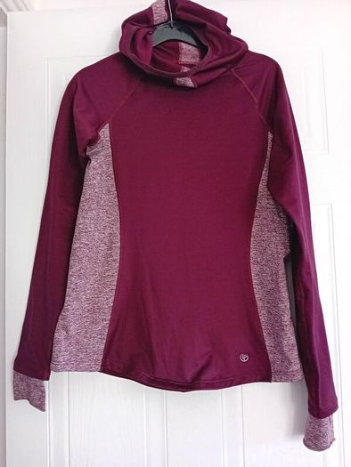 Ladies Hoodie Size Small