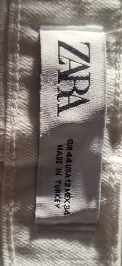 Zara  Off White Boots  Cut Jeans