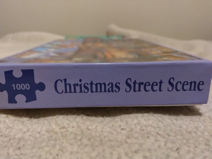 Christmas Street Scene Jigsaw Puzzle