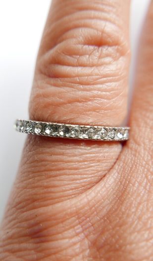 Vintage 925 Sterling Silver Eternity Ring with Clear Stones size M - 2,2g