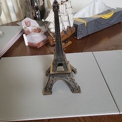 Eiffel tower
