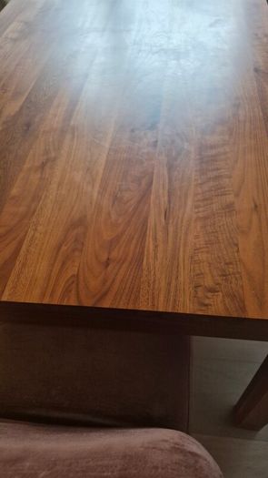 Dining Table & chairs
