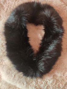 Black faux fur collar Perfect condition Postage included