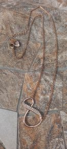 The Infinity pendant from Tipperari Crystal in rose gold plated