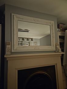 Wall mirror