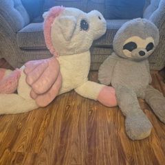 Giant Unicorn and Sloth Teddy