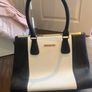 hand bag Image 2