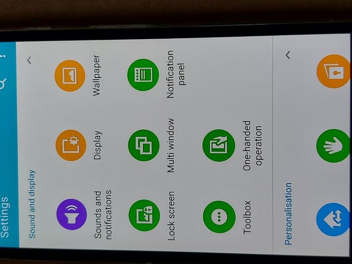 Samsung Galaxy S5, 16GB HDD, 4GB Ram,  3 network possibly, excellent cosmetic condition and working fine