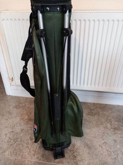 Junior golf clubs and bag with stand