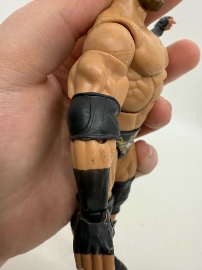 wwe elite Wrestlemania 29 toys r us exclusive Triple H action figure