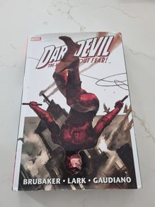 Daredevil by Ed Brubaker & Michael Lark Omnibus Volume 1