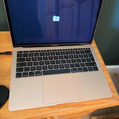 Apple MacBook Air 13 Retina 2018 A1932 For Parts or Repair