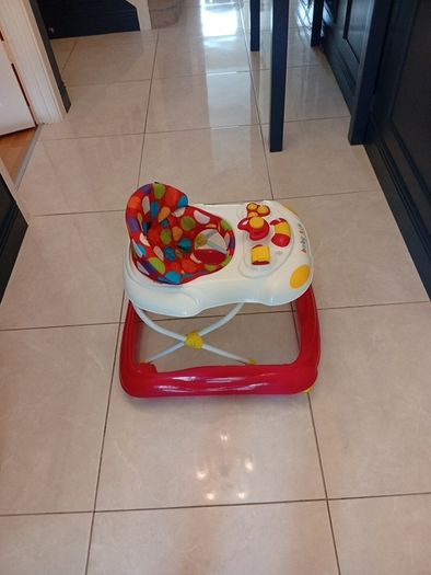 baby walker