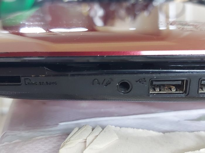 EEPC Seashell Series, Red, Intel Atom CPU N2600, 1.6GHz, 1GB Ram, 320GB HDD, Windows 7 Ultimate, Opera, Chrome