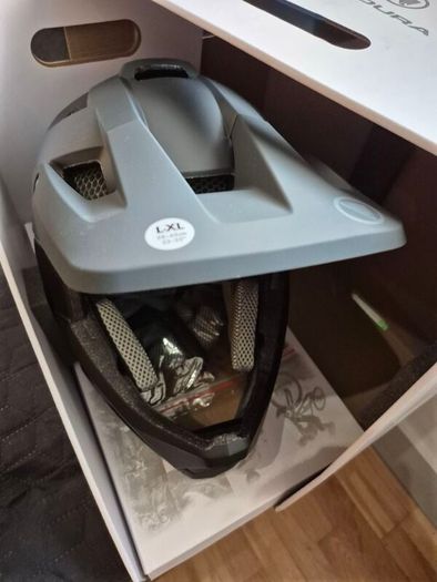 Mountain Bike helmet full face