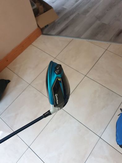 Golf clubs