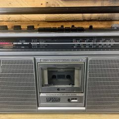 vintage Sharpe Boombox
